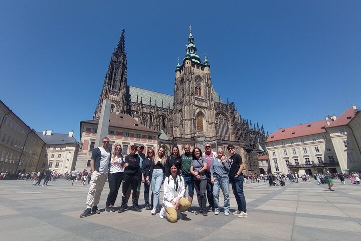 Tour of the Castle and Malá Strana based on Tips - Photo 1 of 3